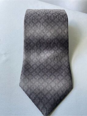 Men's Textured Gray Dress Tie - Refined Formal Accessory